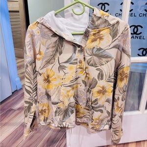 NWT Old Navy Yellow and Cream Floral hoodie